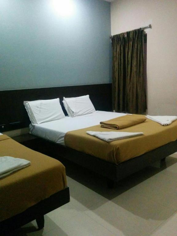 Vijey Hotels Tiruchirappalli Exterior foto