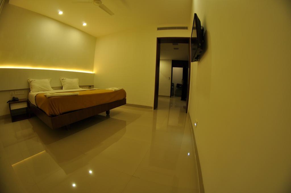 Vijey Hotels Tiruchirappalli Quarto foto